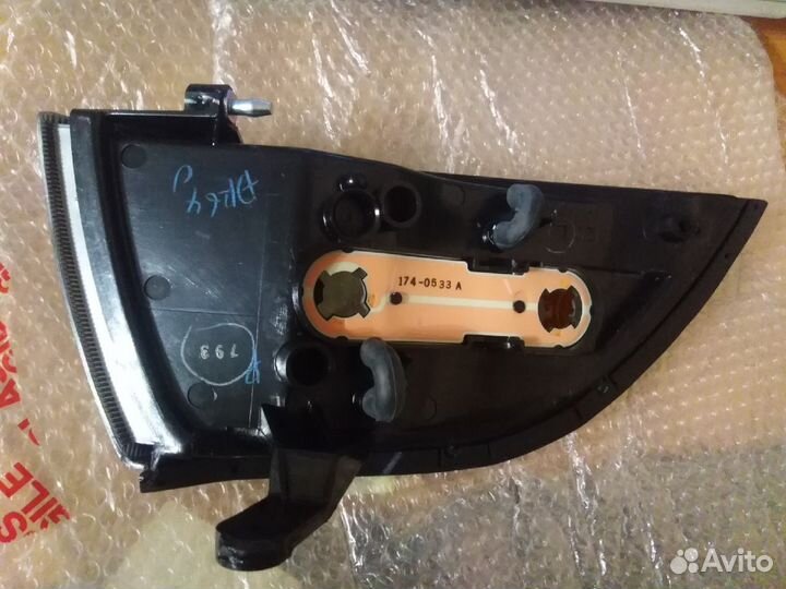 Подфарник Тойота Королла Toyota Corolla 90г.в