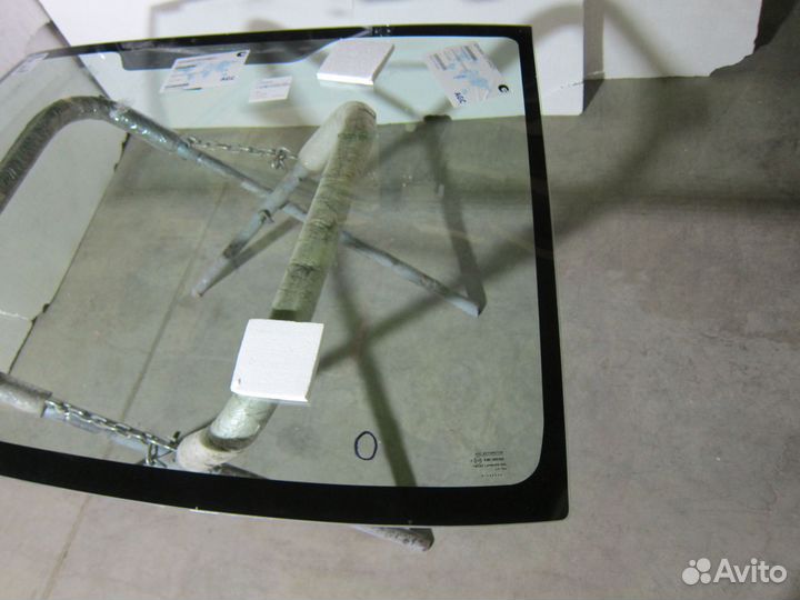 Стекло лобовое Suzuki Liana