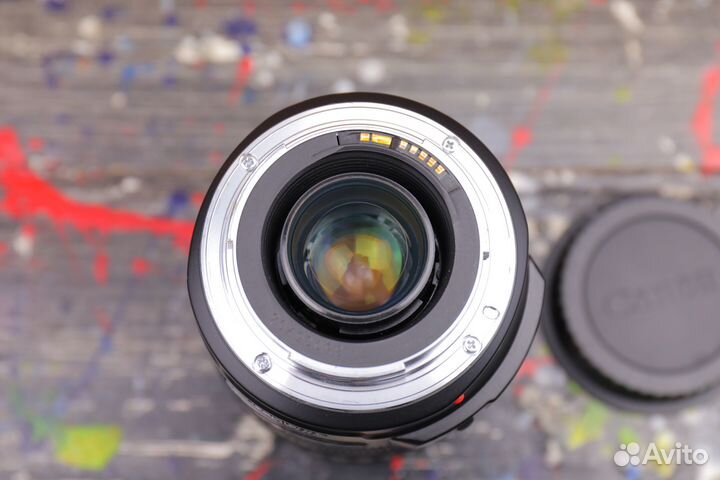 Canon EF 28-135mm f/3.5-5.6 IS USM