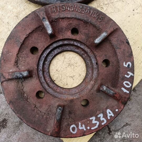 04.33а.104-5 корпус уплотнения трактор т4, т4а