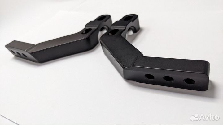 Кронштейны крепления защиты рук к траверсе