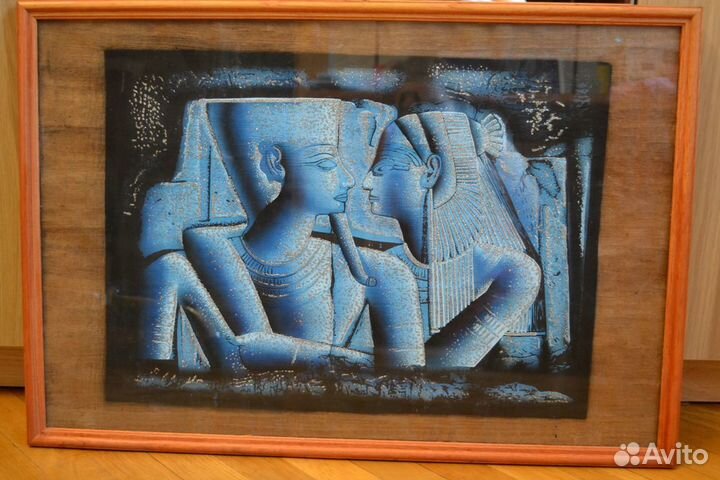 Светящаяся картина на папирусе (Египет)