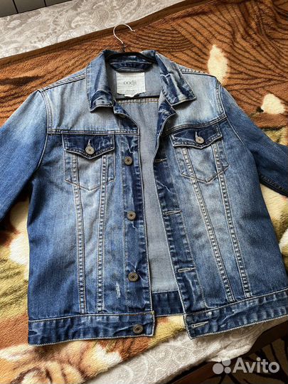 Джинсовая куртка