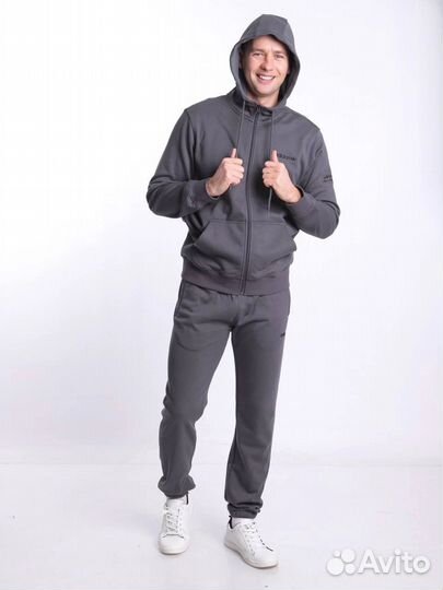 Спортивный костюм adidas