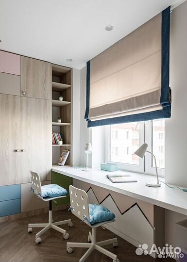 Рабочая зона на заказ у окна