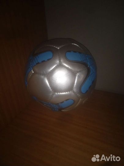 Футбольный мяч