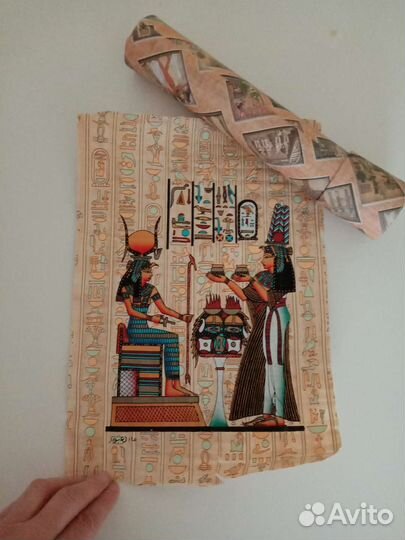 Папирус из египта в тубусе