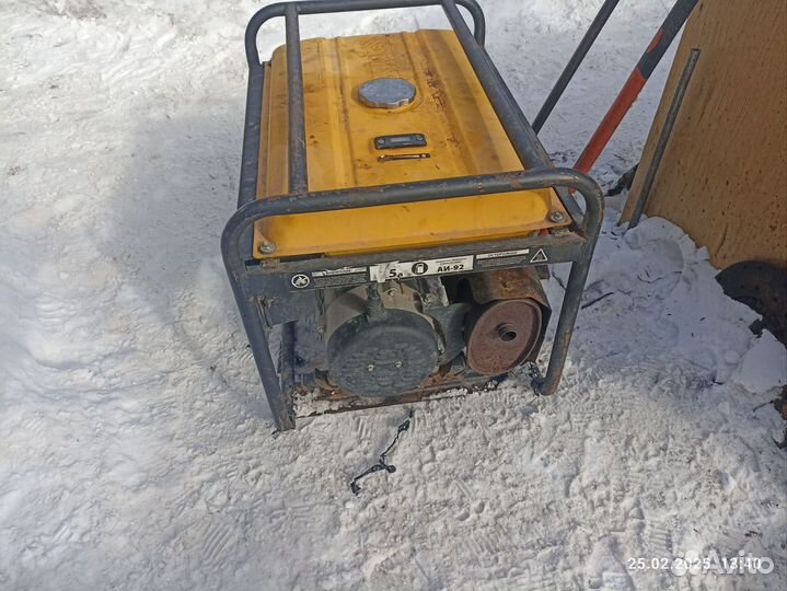 Бензогенератор