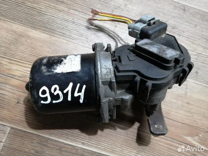 Моторчик стеклоочистителя передний Qashqai J10