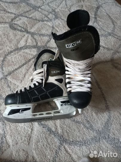 Коньки хоккейные 41 размер ссм