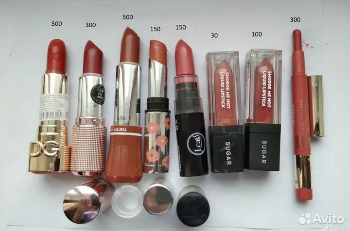 Помады, блески б/у
