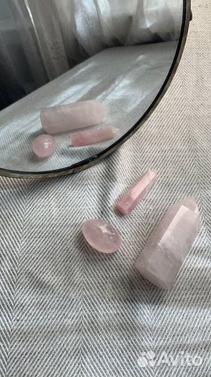 Розовый кварц камень