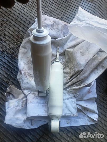 Передние амортизаторы Rancho rs5233