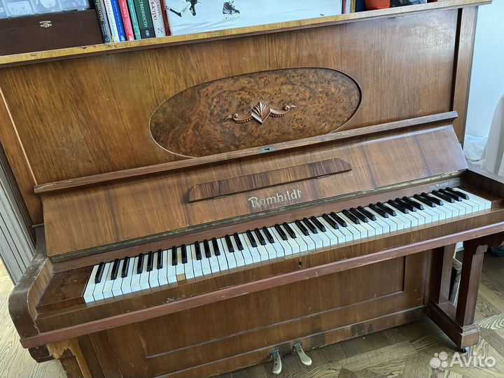 Пианино Romhildt немецкое