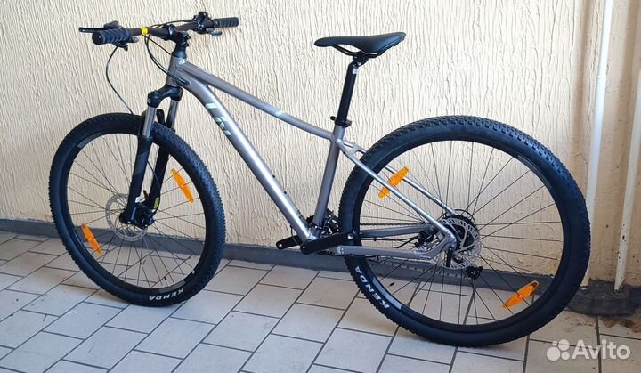 Велосипед Giant Liv Tempt 2 29