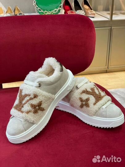 Кроссовки женские на меху Louis Vuitton
