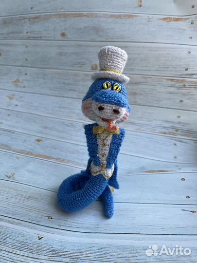 Змейки: Королева Марго и джентельмен