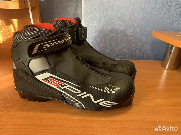 Лыжные ботинки spine,40 размер