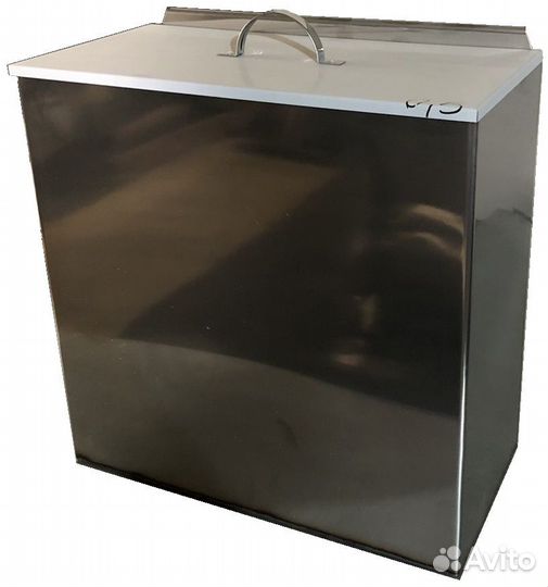 Навесной бак для воды из нерж. 61 л (скидки)