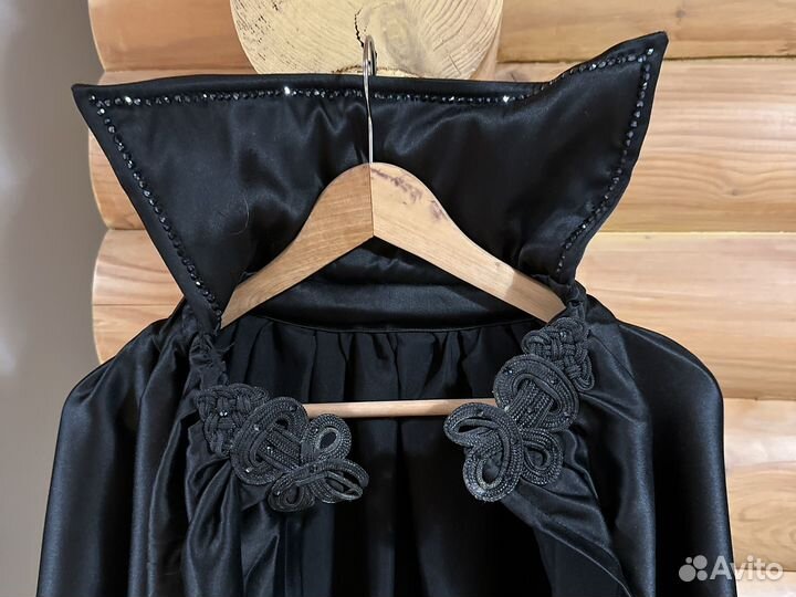 Плащ Малифисенты