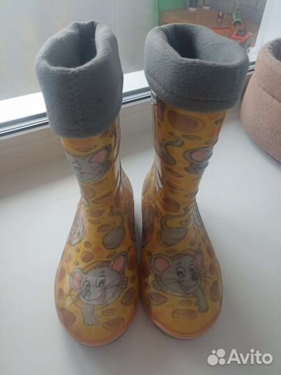 Резиновые сапоги