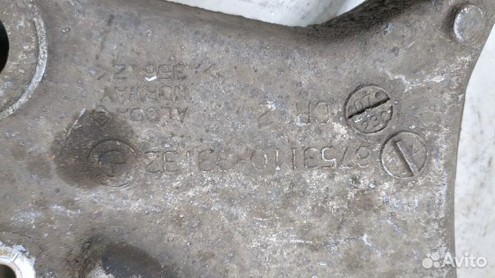 Рычаг подвески правый задний BMW 7 E65