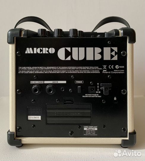 Комбик Roland Micro Cube