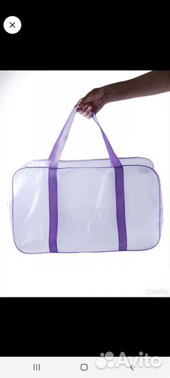 Швея на пошив кедерных сумок из пленки пвх