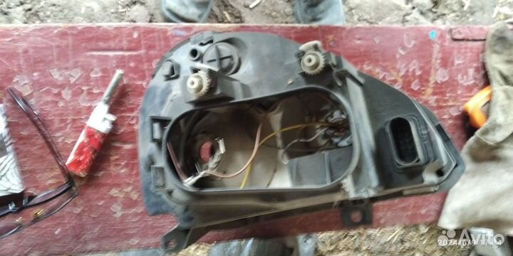 Фара левая приора