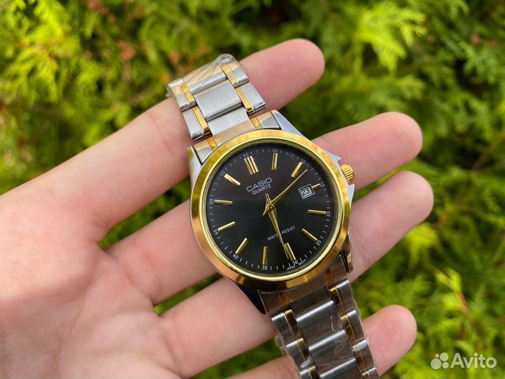 Часы наручные Casio классические