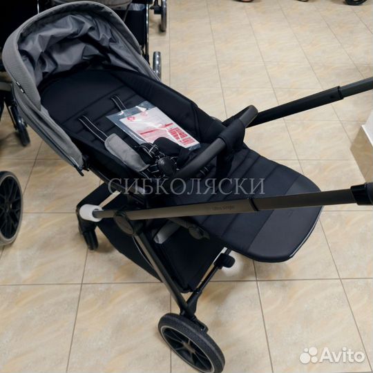 Коляска с реверсивным блоком Carrello Ultra