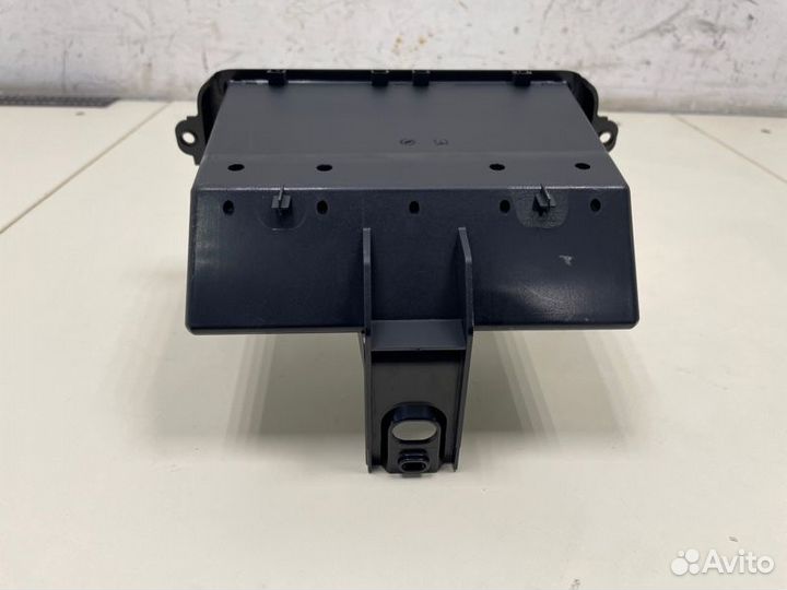 Ящик передней консоли Volkswagen Polo cwvb (1600CC