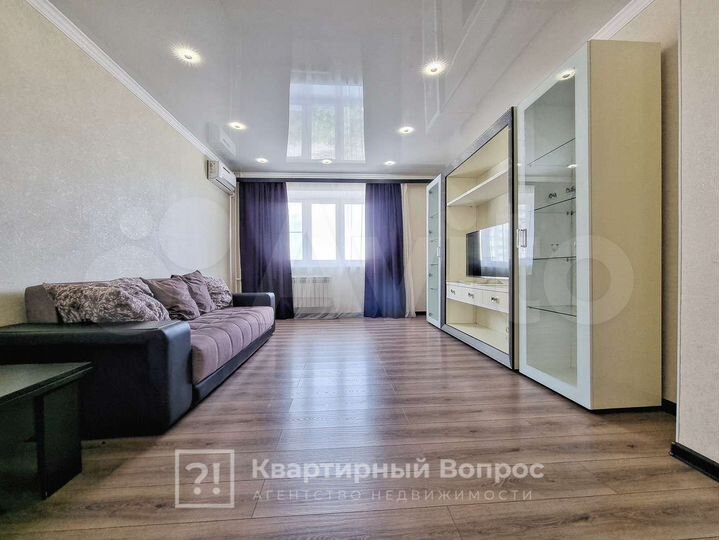 2-к. квартира, 63 м², 6/17 эт.
