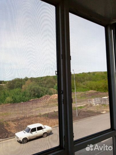 Москитные сетки на окна