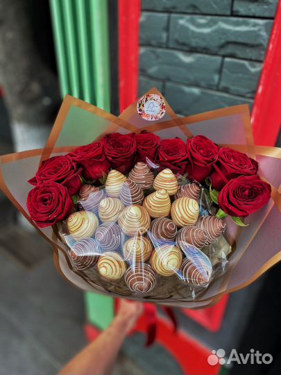 Букеты, клубника в шоколаде