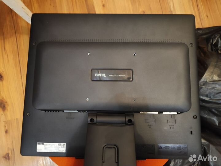 Монитор Benq 19
