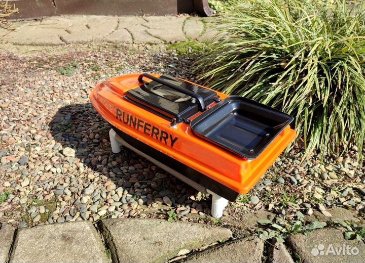 Прикормочный карповый кораблик Ранферри Atom