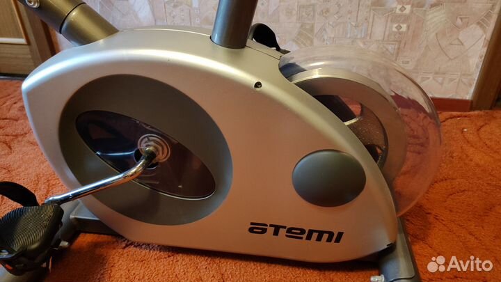 Велотренажер Atemi AC-701
