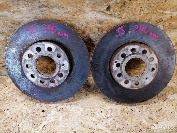 Диск тормозной передний Volkswagen Jetta 5