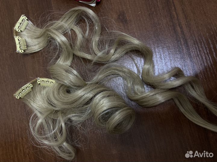Накладные волосы блонд
