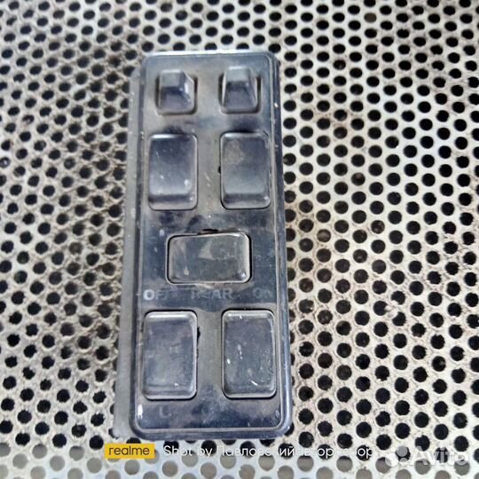 Блок управления стеклоподъемниками Volvo 740