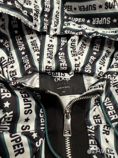 Курточка женская Reebok,Roxy