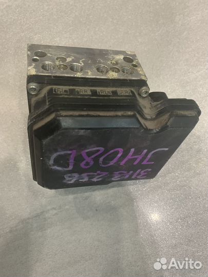 Блок ABS Nissan X-Trail T31