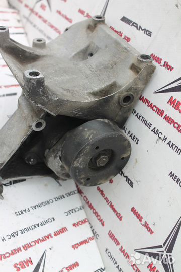 Кронштейн компрессора w140 M104 Mercedes