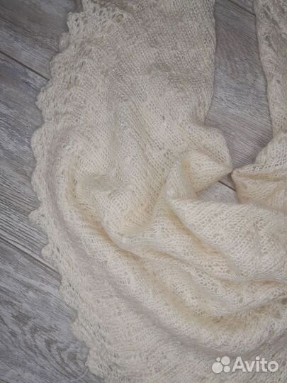 Пуховый платок шаль