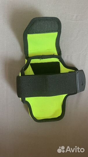 Спортивный чехол для телефона на руку Nike