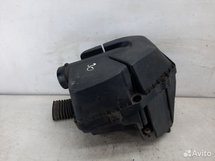 Корпус воздушного фильтра Honda Cr-V внедорожник