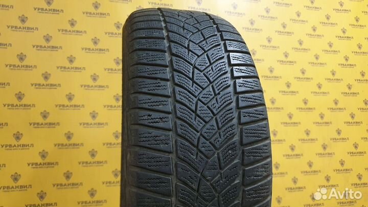 Goodyear UltraGrip Performance 205/55 R16 94V