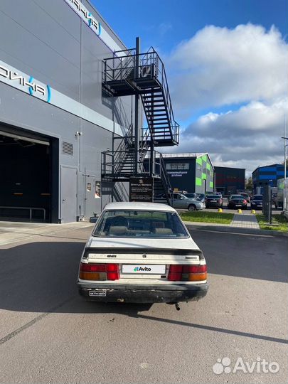 Mazda 626 2.0 МТ, 1985, 300 000 км