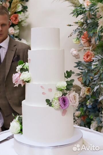 Свадебный торт на заказ с доставкой